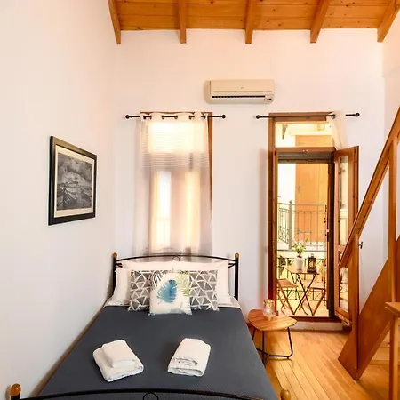 Casa Artia خانيا