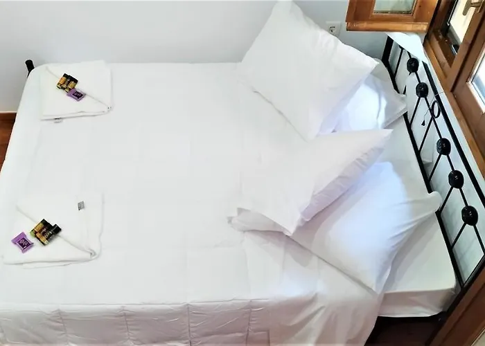 Casa Artia Holiday home *